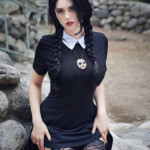 sexy goth alternate babe - www.baconboobsbeer.com