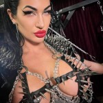 tattooed goth babe - www.baconboobsbeer.com